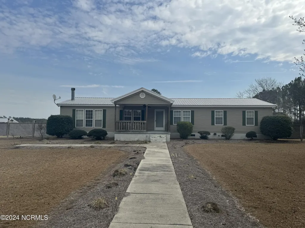 3506 Whitehall Road Whiteville NC 28472
