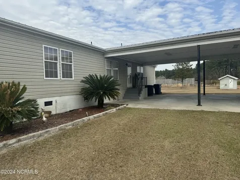 3506 Whitehall Road Whiteville NC 28472
