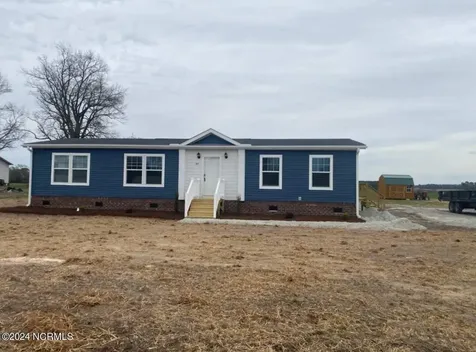 3014 Basstown Road Clinton NC 28328