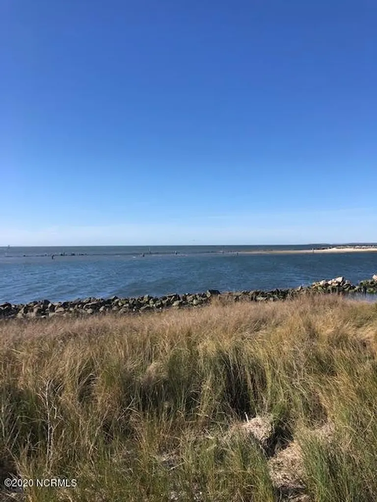 579 Nelson Neck Road Sea Level NC 28577