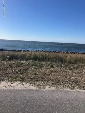 579 Nelson Neck Road Sea Level NC 28577