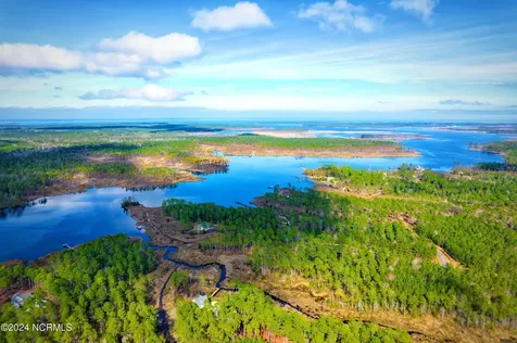 203 Paradox Point Drive Aurora NC 27806
