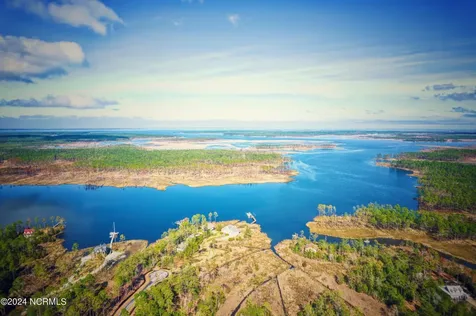 203 Paradox Point Drive Aurora NC 27806