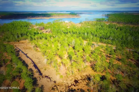 203 Paradox Point Drive Aurora NC 27806