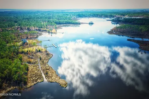 203 Paradox Point Drive Aurora NC 27806