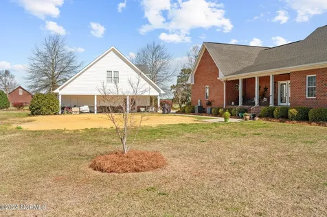 1430 Covington Road Lumberton NC 28360