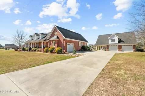 1430 Covington Road Lumberton NC 28360
