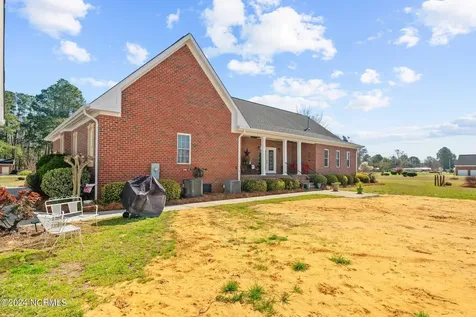 1430 Covington Road Lumberton NC 28360