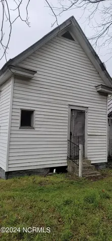 106 Ash Street E Wilson NC 27893