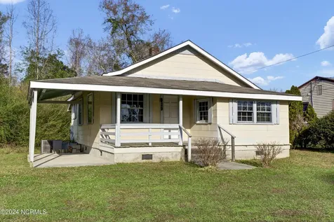 3112 John Grady Road Castle Hayne NC 28429