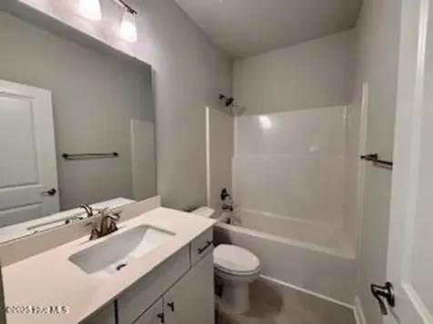 118 Firethorn Circle Wallace NC 28466