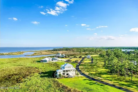 428 Ballast Point Oriental NC 28571