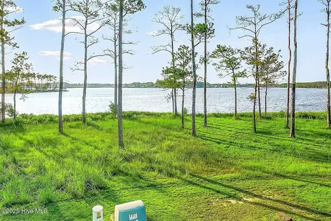 469 Ballast Point Oriental NC 28571