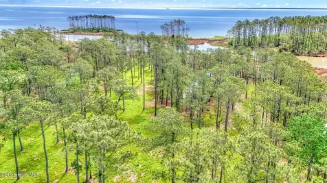 175 River Watch Road Oriental NC 28571