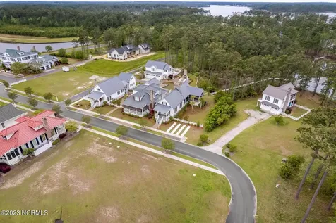 71 Mill Creek Lane Oriental NC 28571