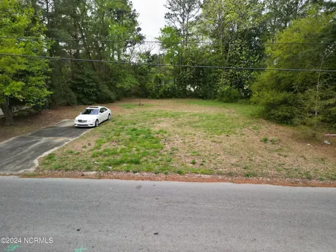 902 Rosanne Drive Kinston NC 28504