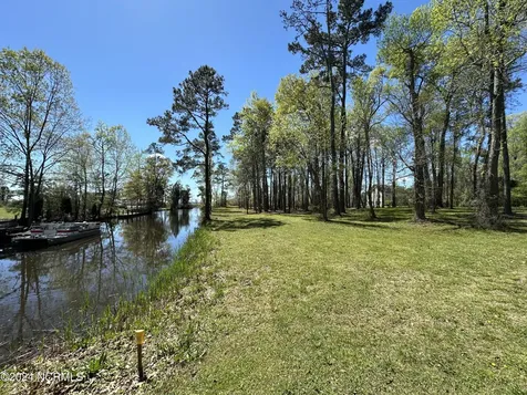 115 Waterford Drive Bath NC 27808