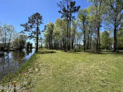 115 Waterford Drive Bath NC 27808