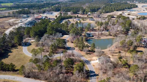 114 Firethorn Circle Wallace NC 28466