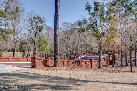 114 Firethorn Circle Wallace NC 28466