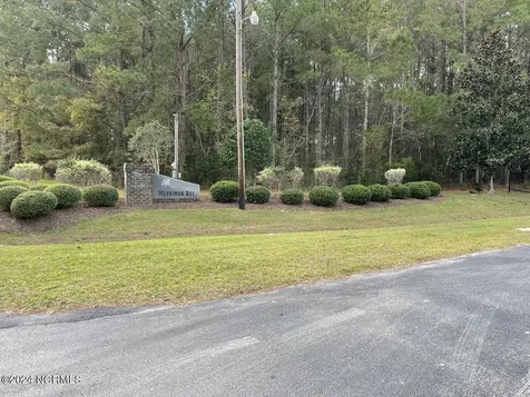 107 Pin Oak Court Beaufort NC 28516