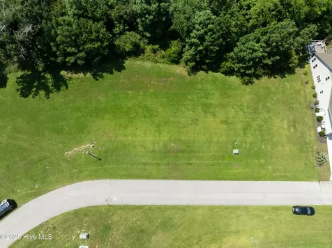 822 Lake Willow Way Holly Ridge NC 28445