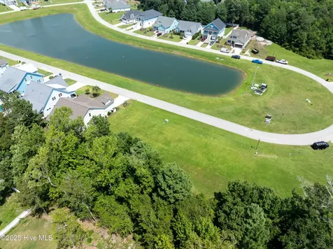 822 Lake Willow Way Holly Ridge NC 28445