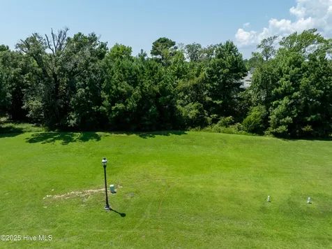 822 Lake Willow Way Holly Ridge NC 28445