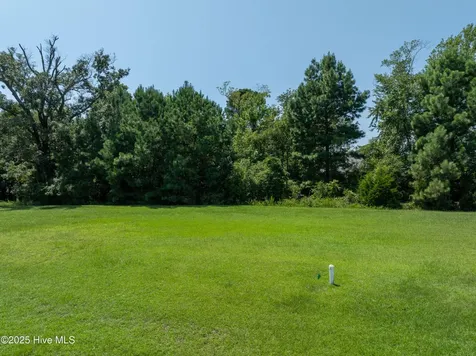 822 Lake Willow Way Holly Ridge NC 28445