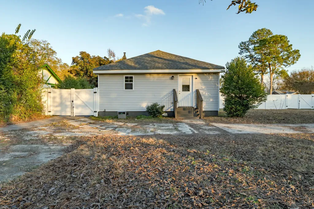 1877 Kissingbower Road Augusta GA 30904