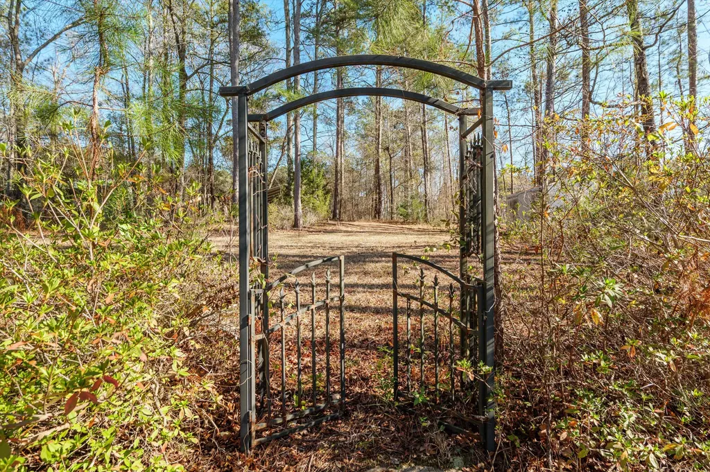 101 Crystal Creek Lane Appling GA 30802