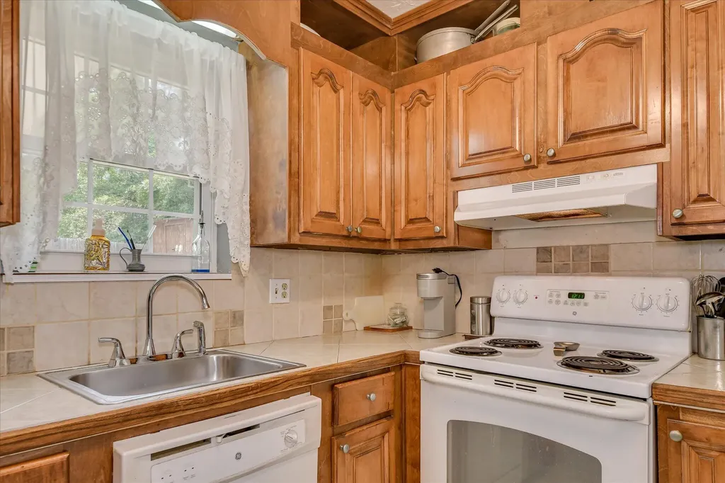 2362 Berlin Drive Augusta GA 30906