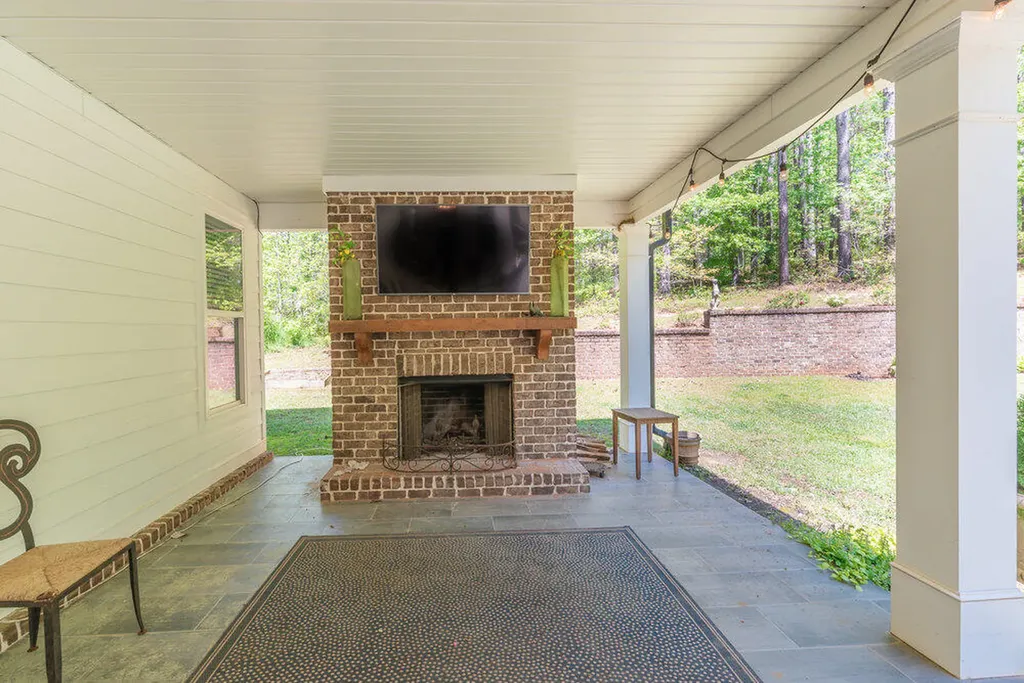 719 William Avenue Appling GA 30802