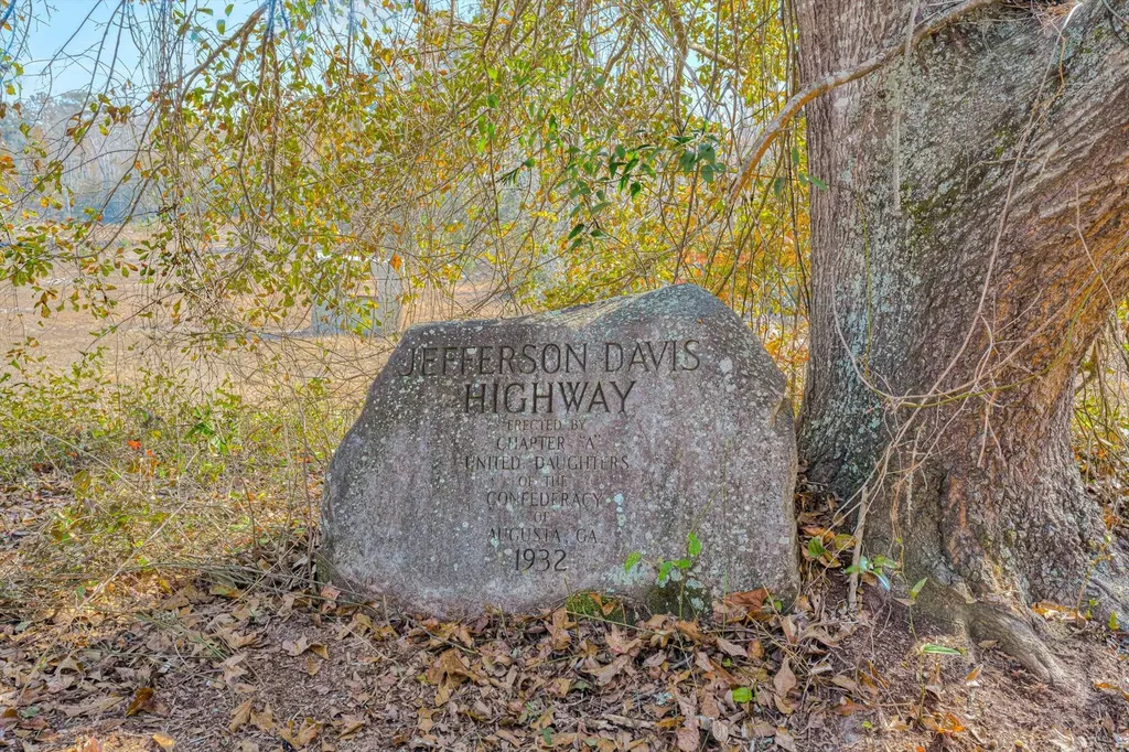 5974 Deans Bridge Road Blythe GA 30805