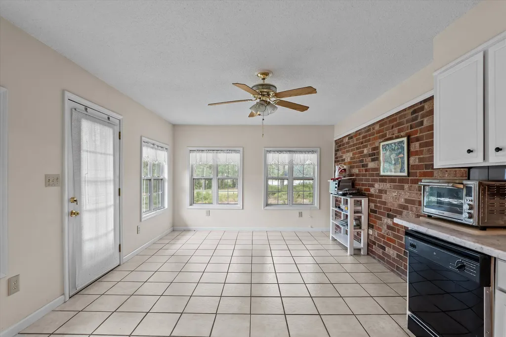 4038 S Goshen Lake Drive Augusta GA 30906