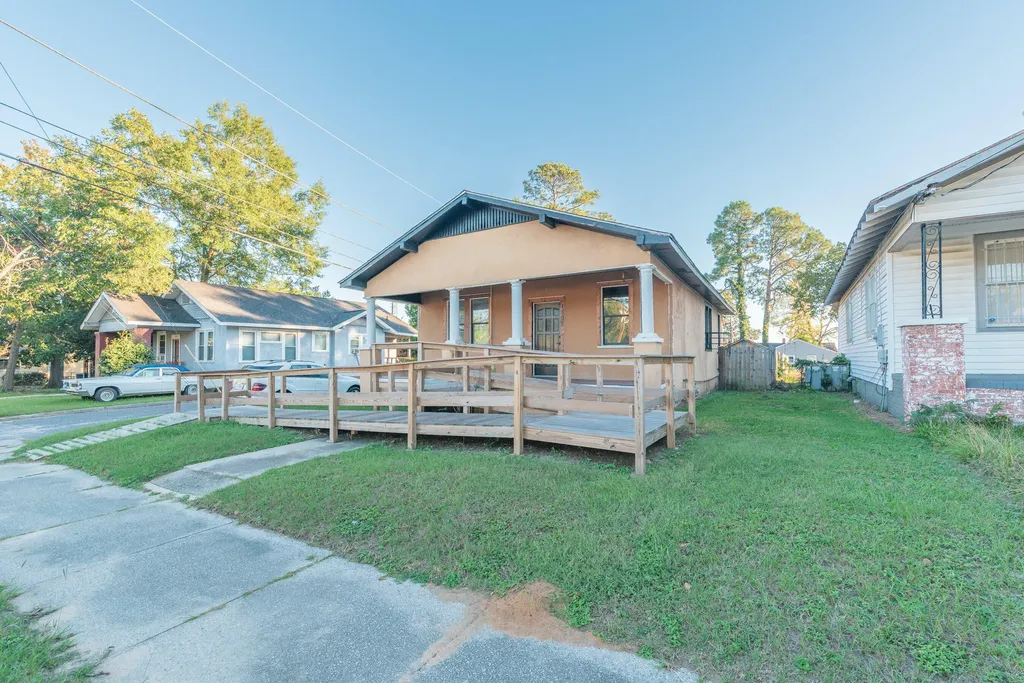 1802 Wrighstboro Road Augusta GA 30904