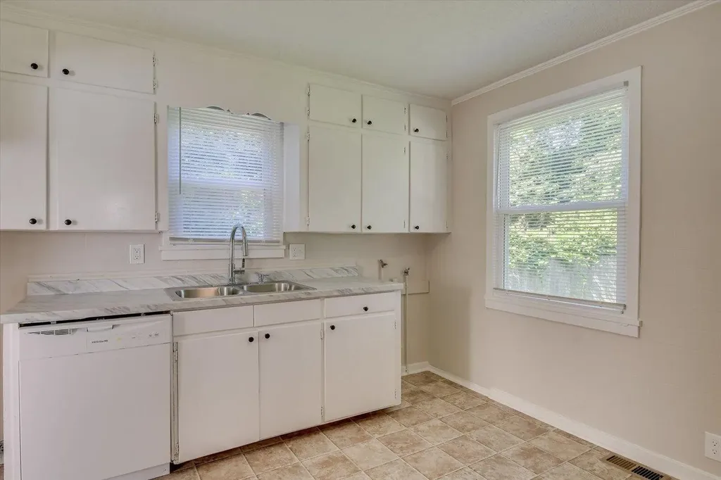 2813 King Street Augusta GA 30906