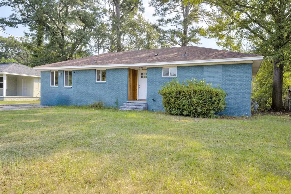 2011 Shark Drive Augusta GA 30906