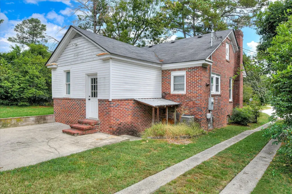 1765 Kissingbower Road Augusta GA 30904