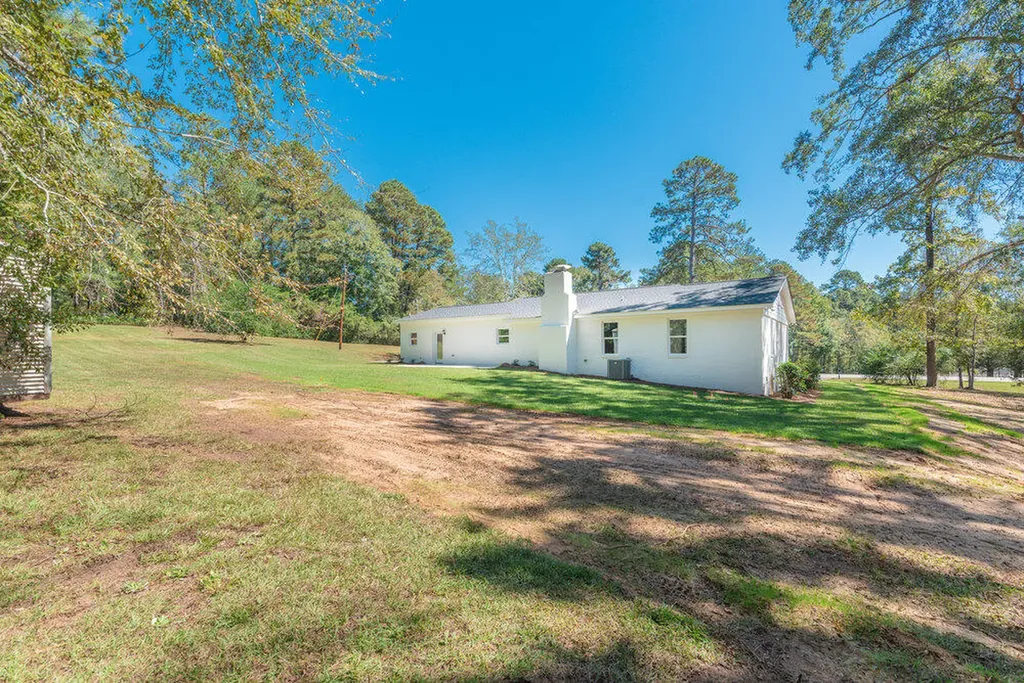 2526 Scotts Ferry Road Appling GA 30802