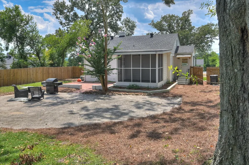 2213 Breckenbridge Avenue Augusta GA 30904