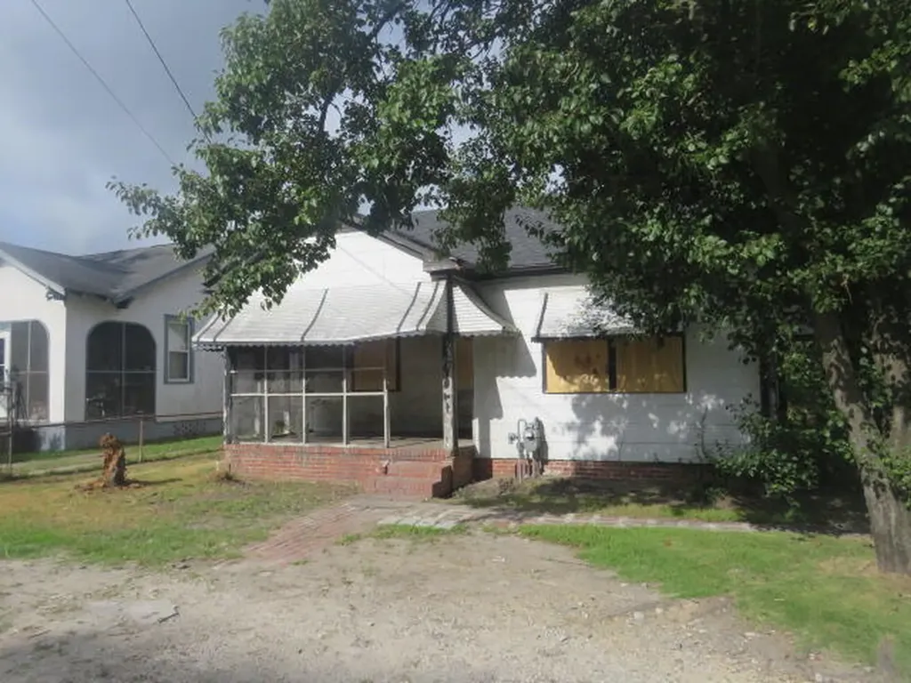 1915 Olive Road Augusta GA 30906