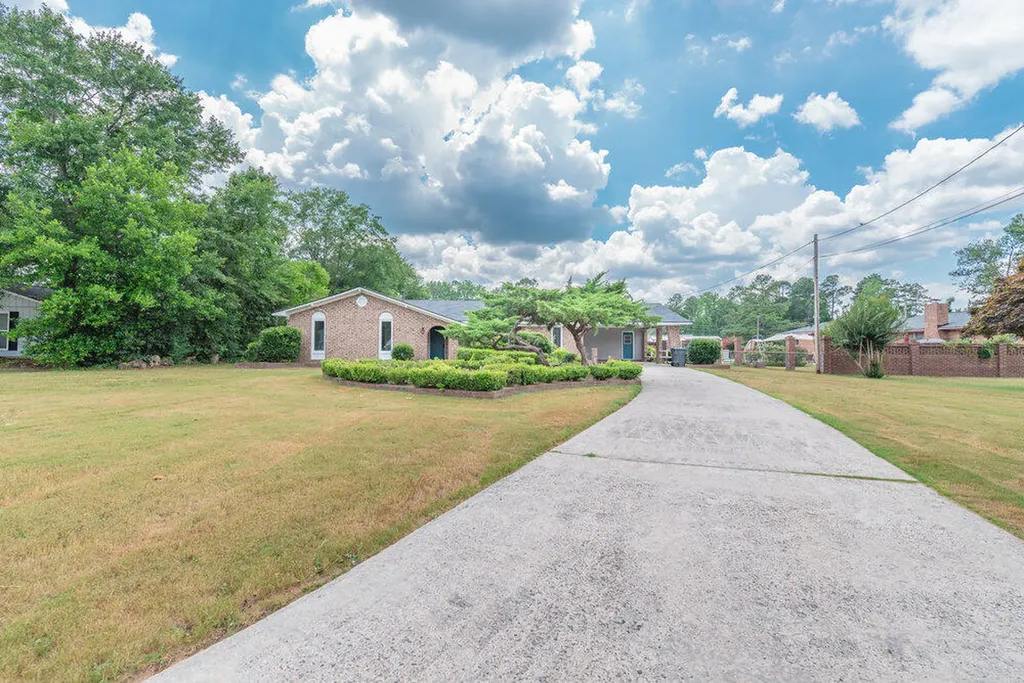 4015 Goshen Lake S. Augusta GA 30906