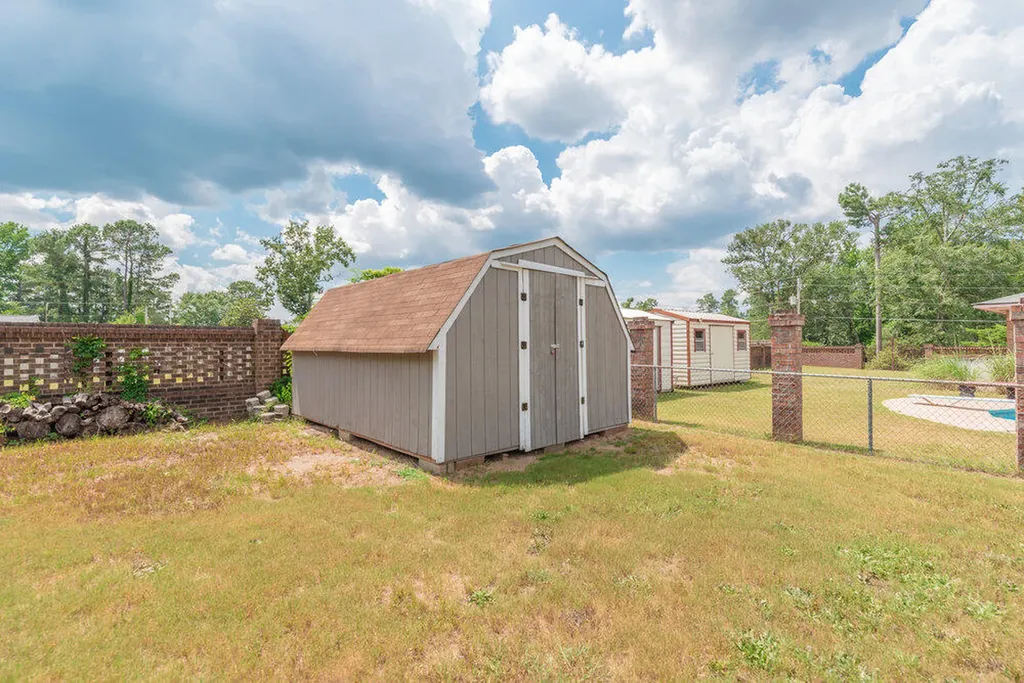 4015 Goshen Lake S. Augusta GA 30906