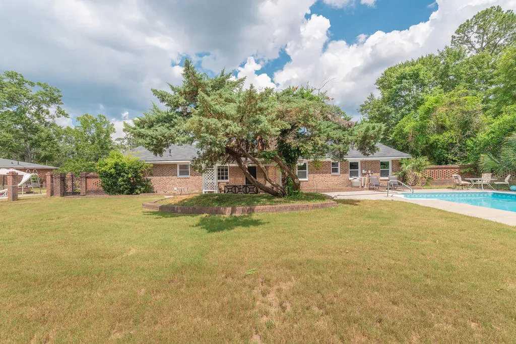 4015 Goshen Lake S. Augusta GA 30906