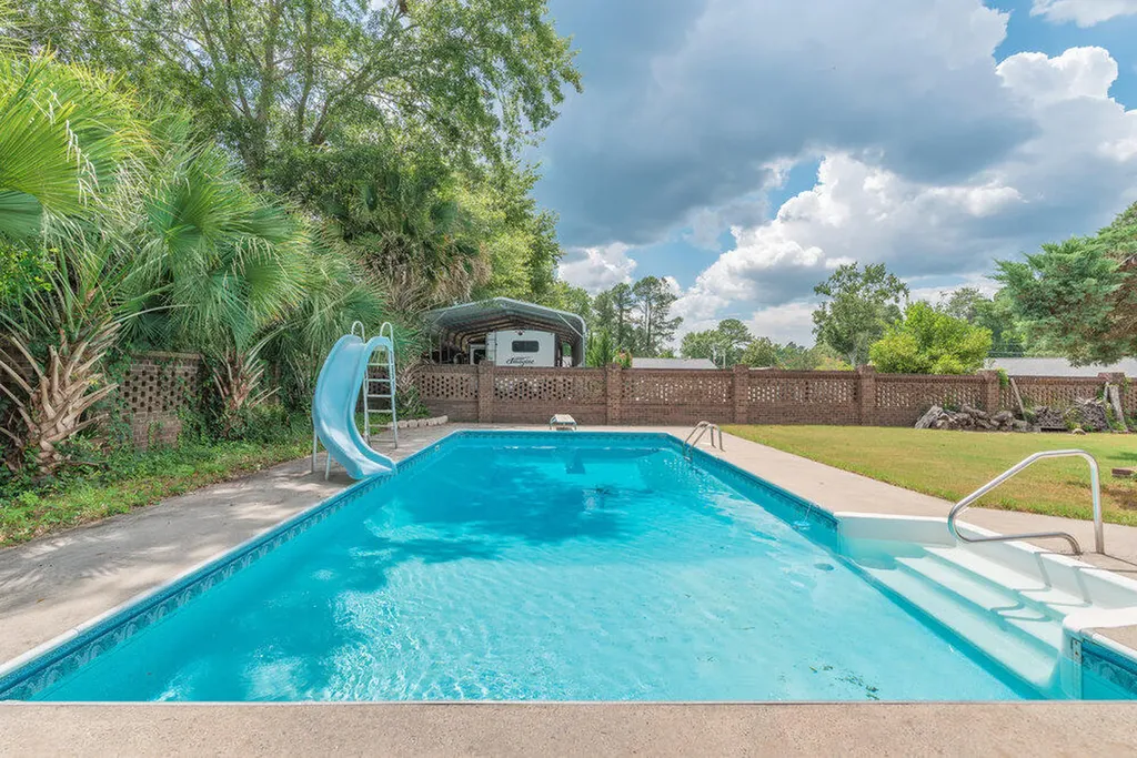 4015 Goshen Lake S. Augusta GA 30906