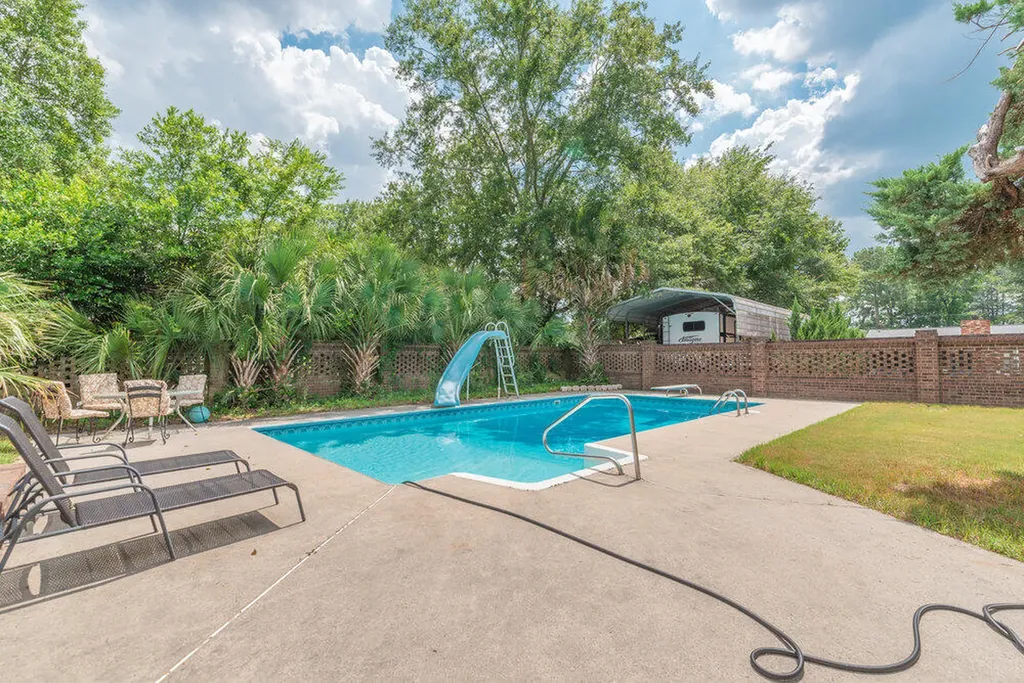 4015 Goshen Lake S. Augusta GA 30906