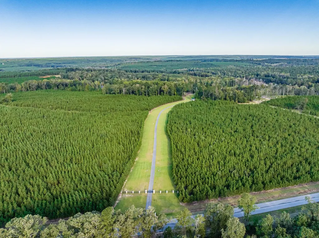 3275 Hadden Pond Road Avera GA 30803