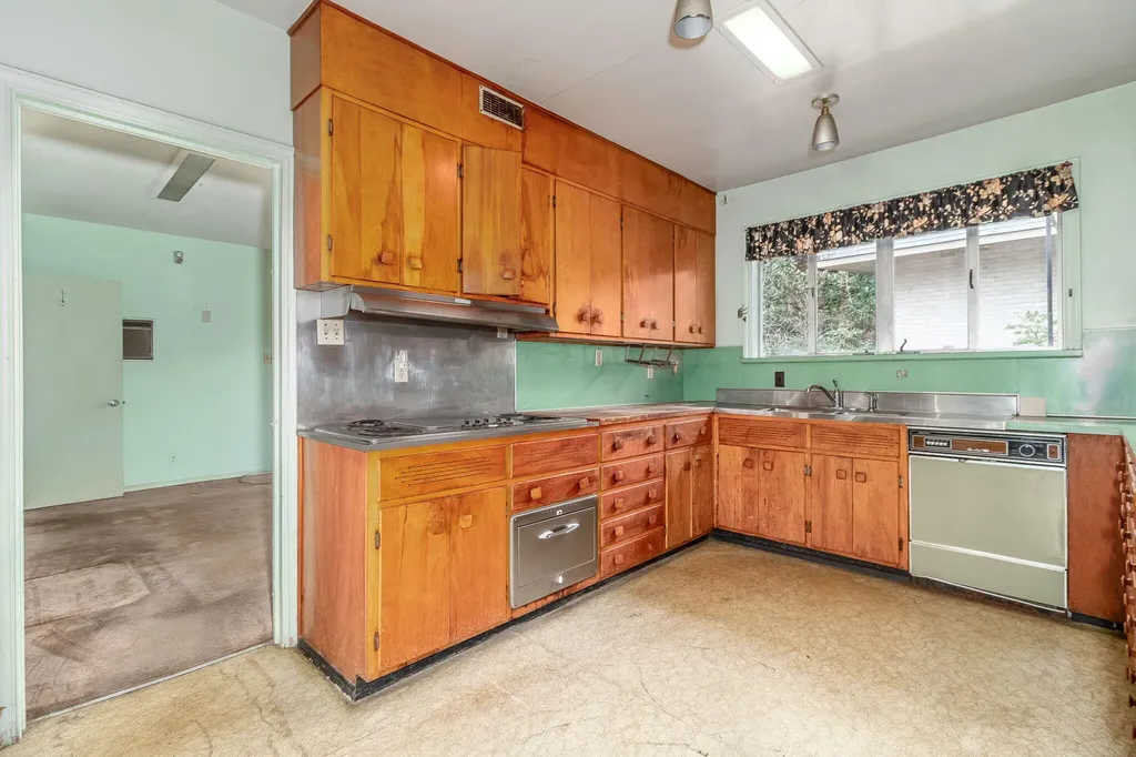 2602 Walton Way Augusta GA 30904