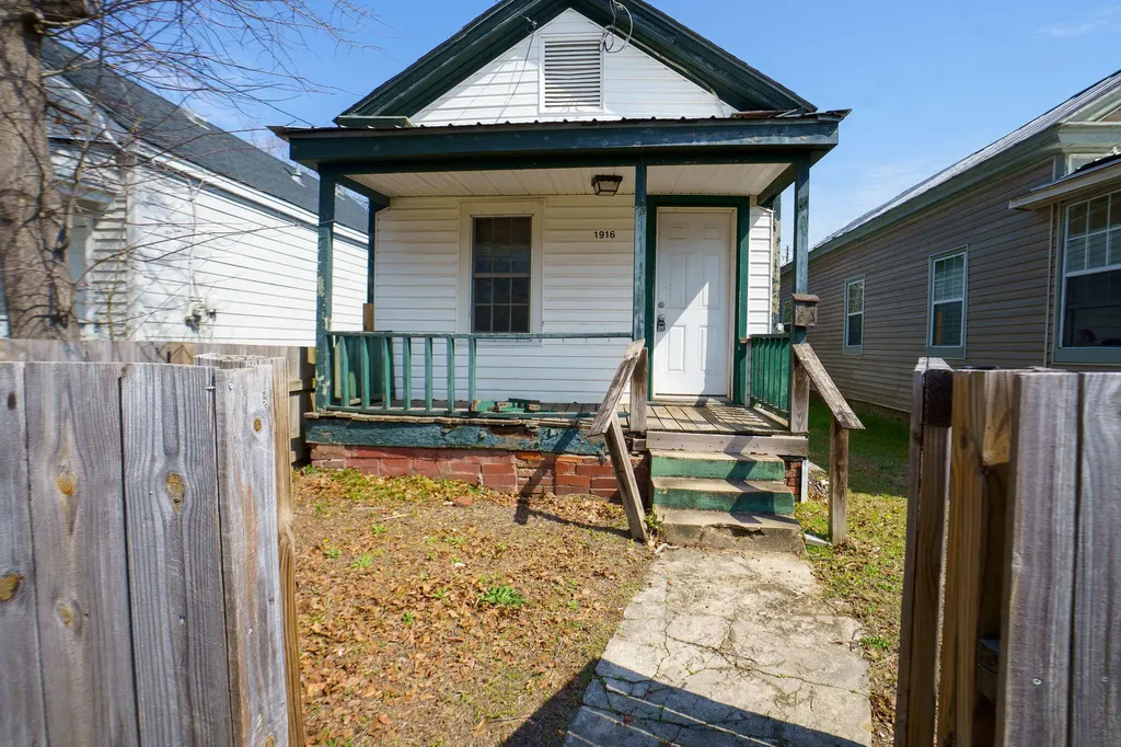 1916 Walker Street Augusta GA 30904